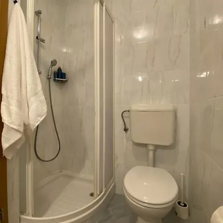 M&a With Sea View Apartament Barbat na Rabu