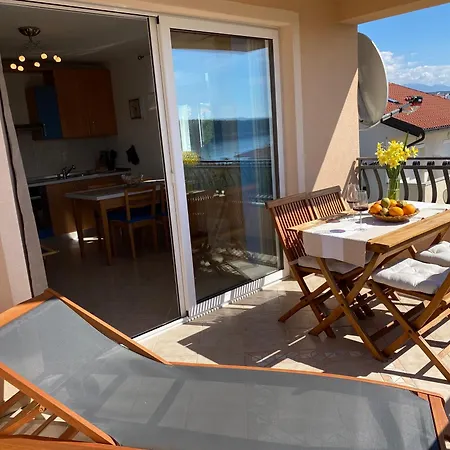 Apartment M&a With Sea View Barbat na Rabu